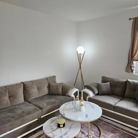 Apartment Golden Sky *