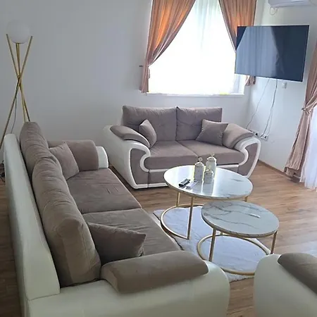 Golden Sky Apartamento *