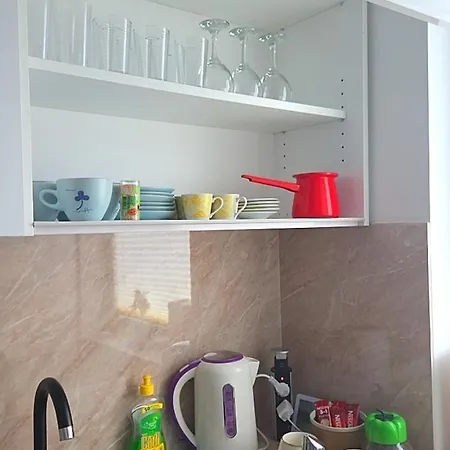 Golden Sky 公寓 察津